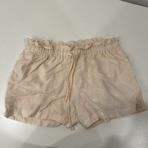 Hatch Cream Lula Maternity Shorts - Picture 3 of 8